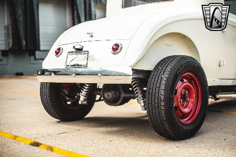 1933 Chrysler Coupe image 53