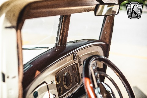 1933 Chrysler Coupe image 132