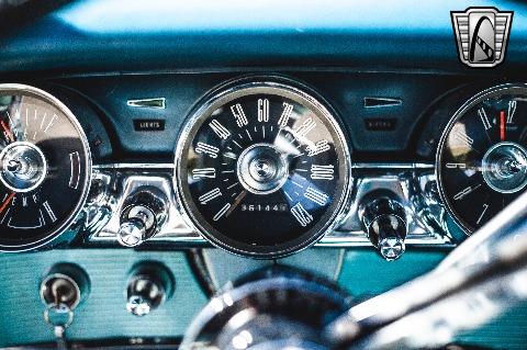 1962 Ford Thunderbird image 107