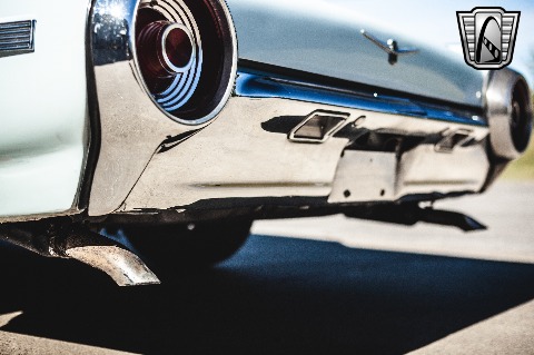 1962 Ford Thunderbird image 59