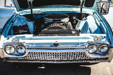 1962 Ford Thunderbird image 88