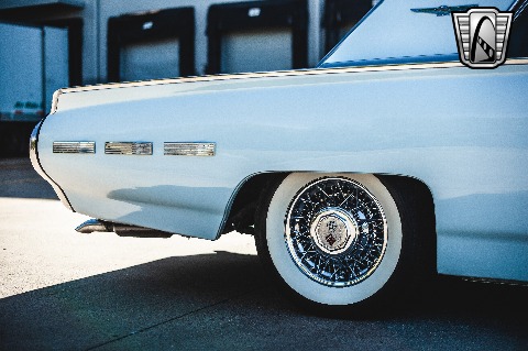 1962 Ford Thunderbird image 63