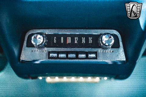 1962 Ford Thunderbird image 118