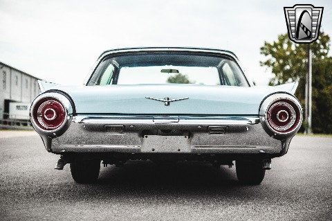 1962 Ford Thunderbird image 15