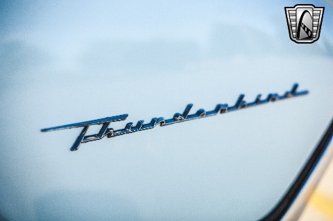 1962 Ford Thunderbird image 68