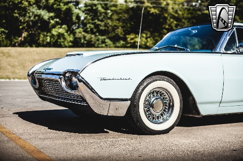 1962 Ford Thunderbird image 43