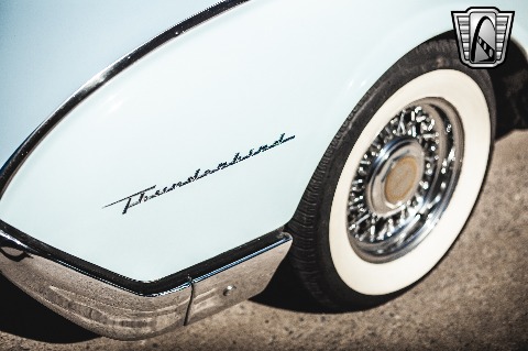 1962 Ford Thunderbird image 44