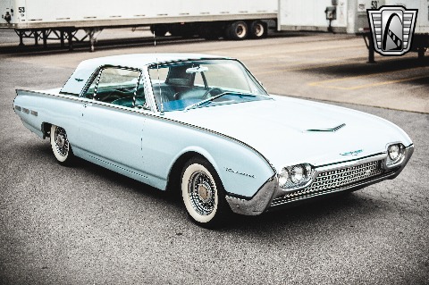1962 Ford Thunderbird image 22