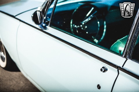 1962 Ford Thunderbird image 49