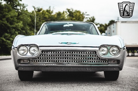 1962 Ford Thunderbird image 27