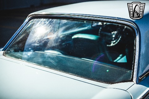 1962 Ford Thunderbird image 79