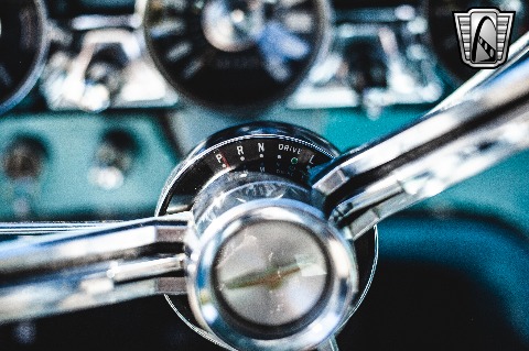 1962 Ford Thunderbird image 106