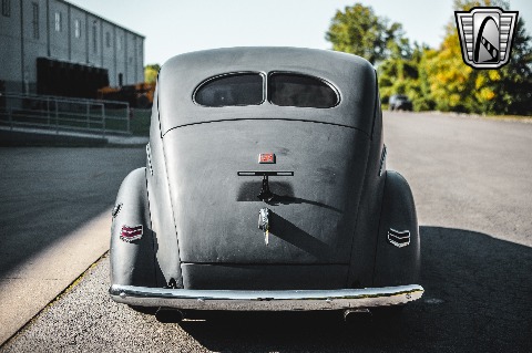 1940 Ford Tudor image 13