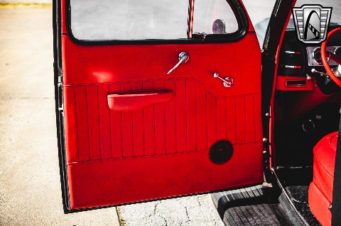 1940 Ford Tudor image 96