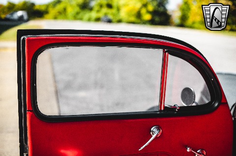 1940 Ford Tudor image 97