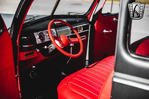 1940 Ford Tudor image 98