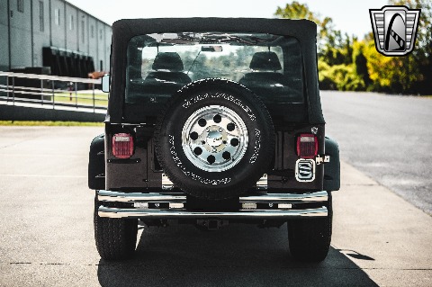 1985 Jeep CJ7 image 14