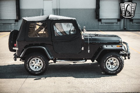 1985 Jeep CJ7 image 19
