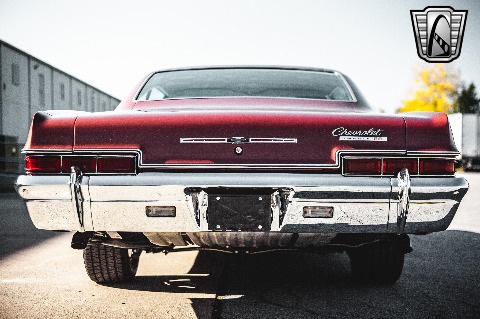 1966 Chevrolet Impala image 33