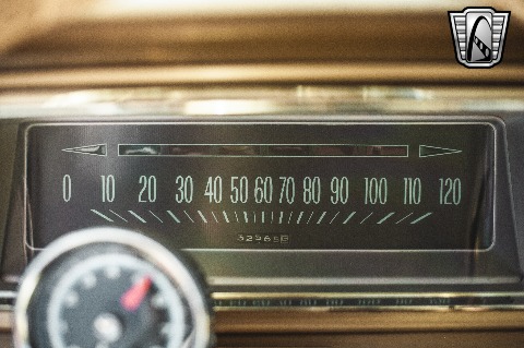 1966 Chevrolet Impala image 115