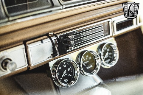 1966 Chevrolet Impala image 121