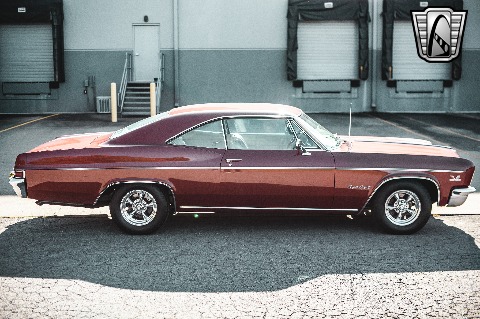 1966 Chevrolet Impala image 19