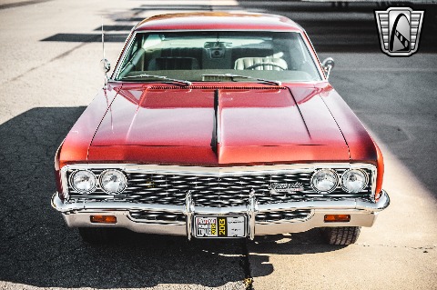 1966 Chevrolet Impala image 25