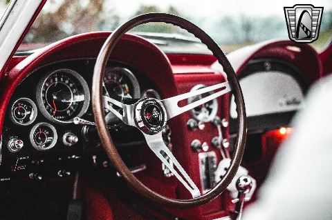 1964 Chevrolet Corvette image 108