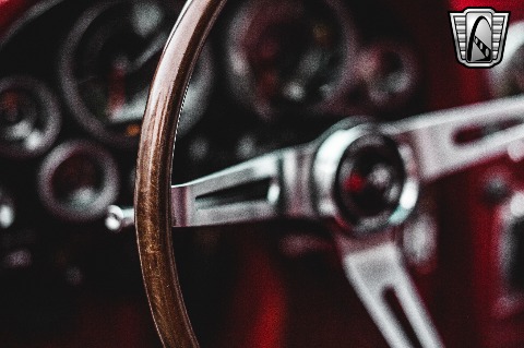 1964 Chevrolet Corvette image 110