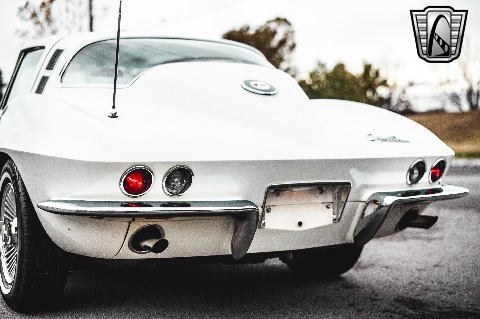 1964 Chevrolet Corvette image 61