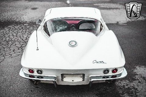 1964 Chevrolet Corvette image 13