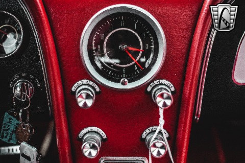 1964 Chevrolet Corvette image 120