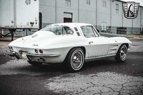 1964 Chevrolet Corvette image 17