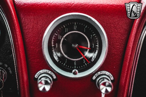 1964 Chevrolet Corvette image 121