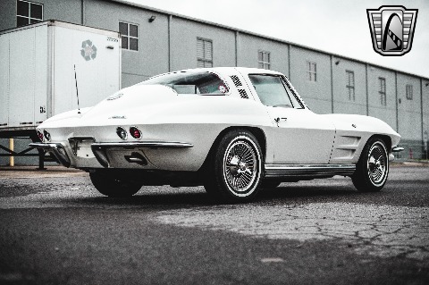 1964 Chevrolet Corvette image 18