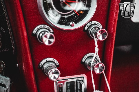 1964 Chevrolet Corvette image 122