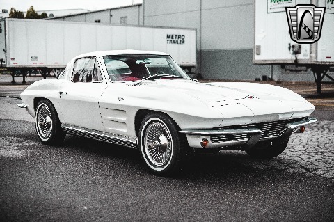 1964 Chevrolet Corvette image 23