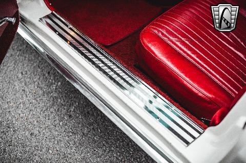 1964 Chevrolet Corvette image 131