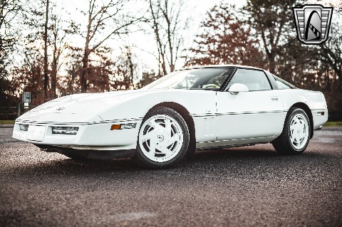1988 Chevrolet Corvette image 3