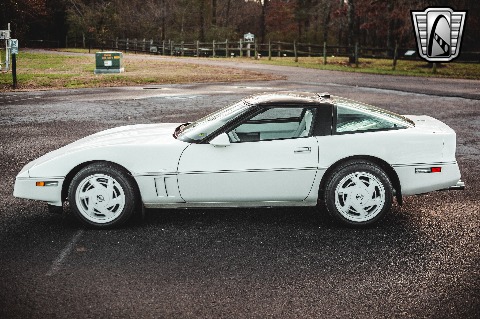 1988 Chevrolet Corvette image 7