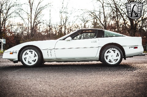 1988 Chevrolet Corvette image 9