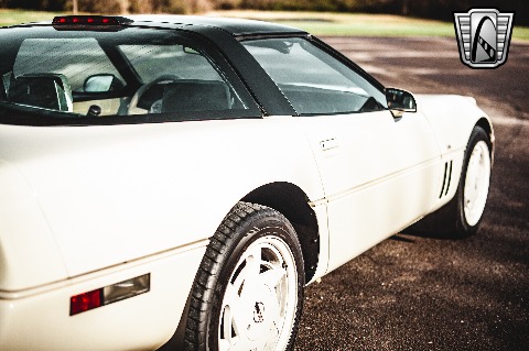 1988 Chevrolet Corvette image 61
