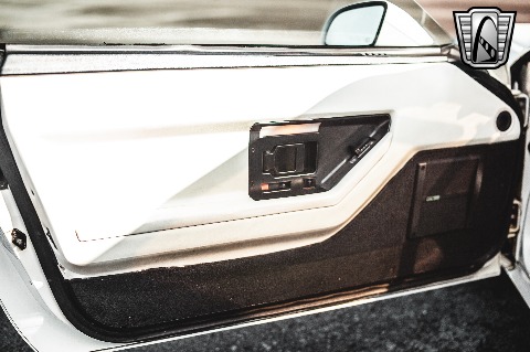 1988 Chevrolet Corvette image 94