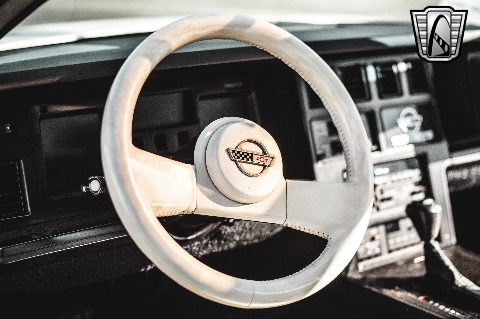 1988 Chevrolet Corvette image 97