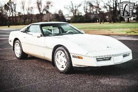 1988 Chevrolet Corvette image 23