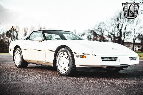 1988 Chevrolet Corvette image 24