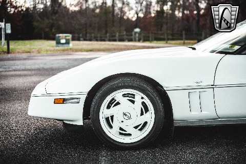 1988 Chevrolet Corvette image 28