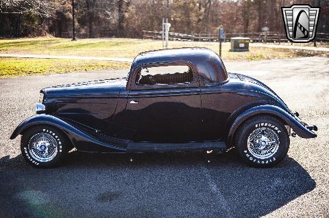 1934 Ford 3 Window image 6