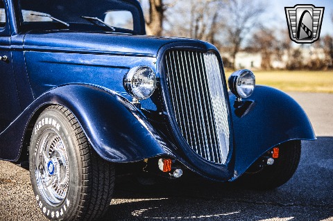 1934 Ford 3 Window image 33