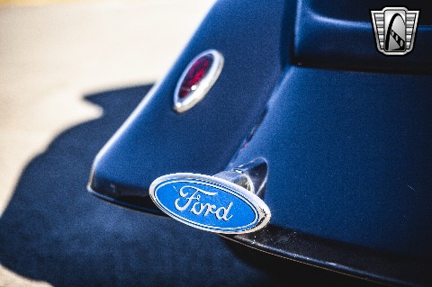 1934 Ford 3 Window image 60